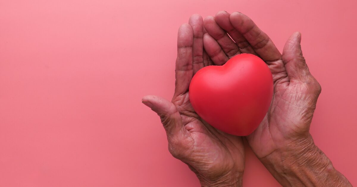 Dor nas Costas ou Ataque Cardíaco: Sinais Podem Salvar Vidas