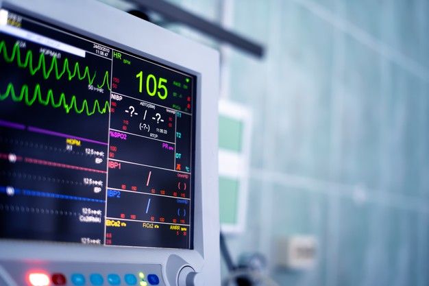 Monitorização contínua: como a tecnologia ajuda a prevenir eventos graves