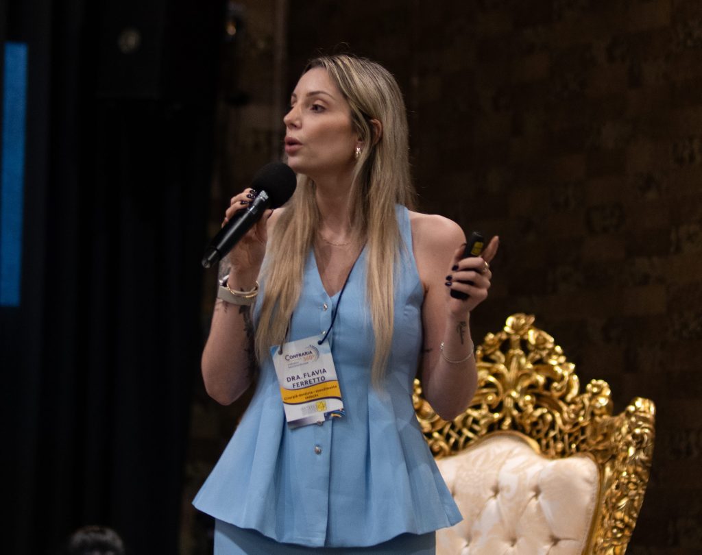 Flávia Arpini Ferretto